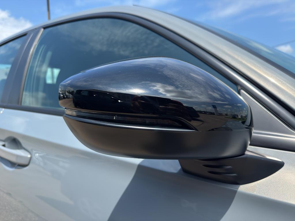 new 2025 Honda Civic Hybrid car, priced at $33,555