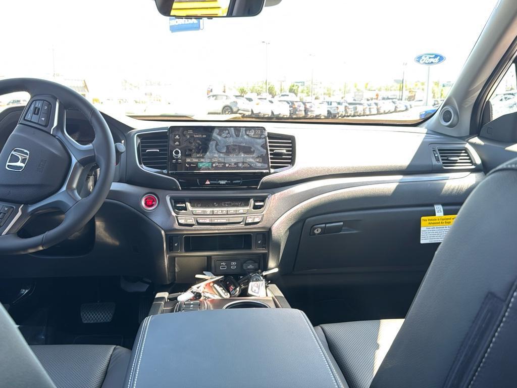 new 2025 Honda Ridgeline car, priced at $44,885