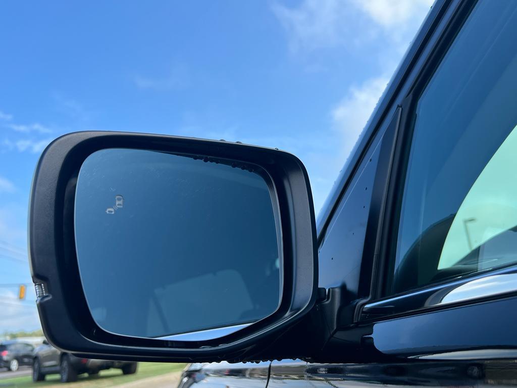 new 2025 Honda Pilot car, priced at $44,995