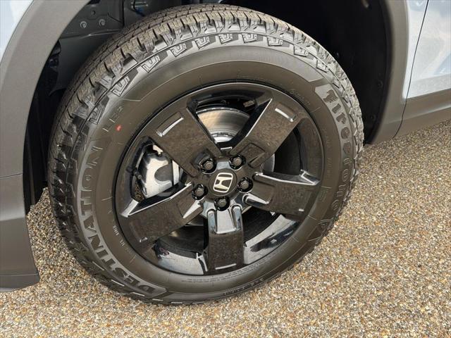 new 2025 Honda Ridgeline car, priced at $48,655