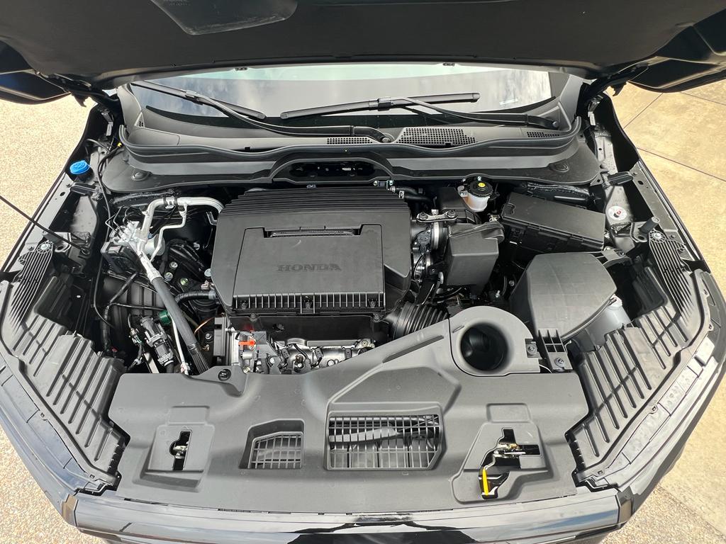 new 2025 Honda Pilot car, priced at $50,850