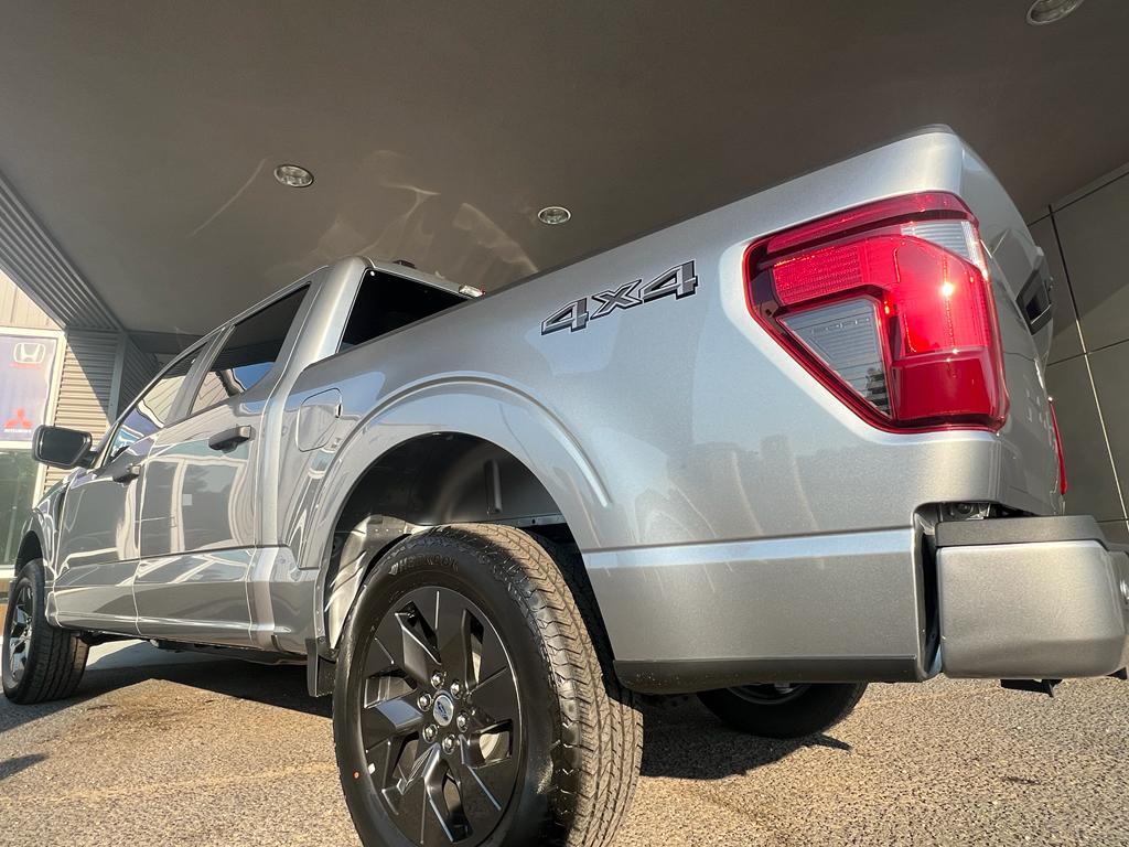 new 2025 Ford F-150 car, priced at $52,430