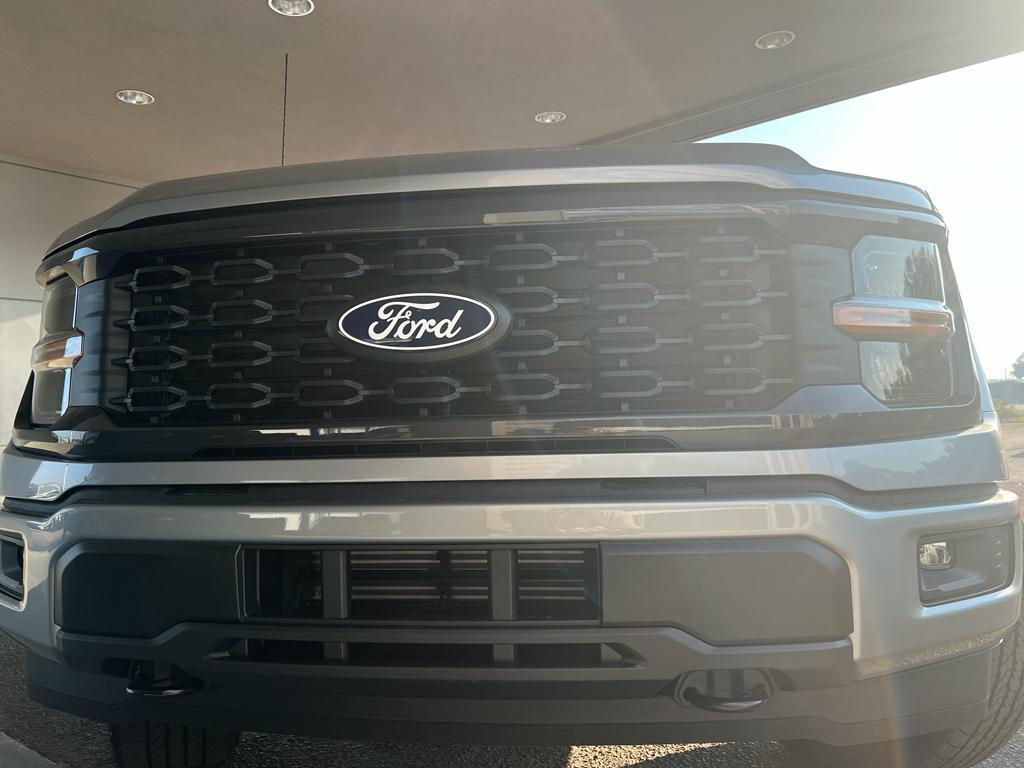 new 2025 Ford F-150 car, priced at $52,430