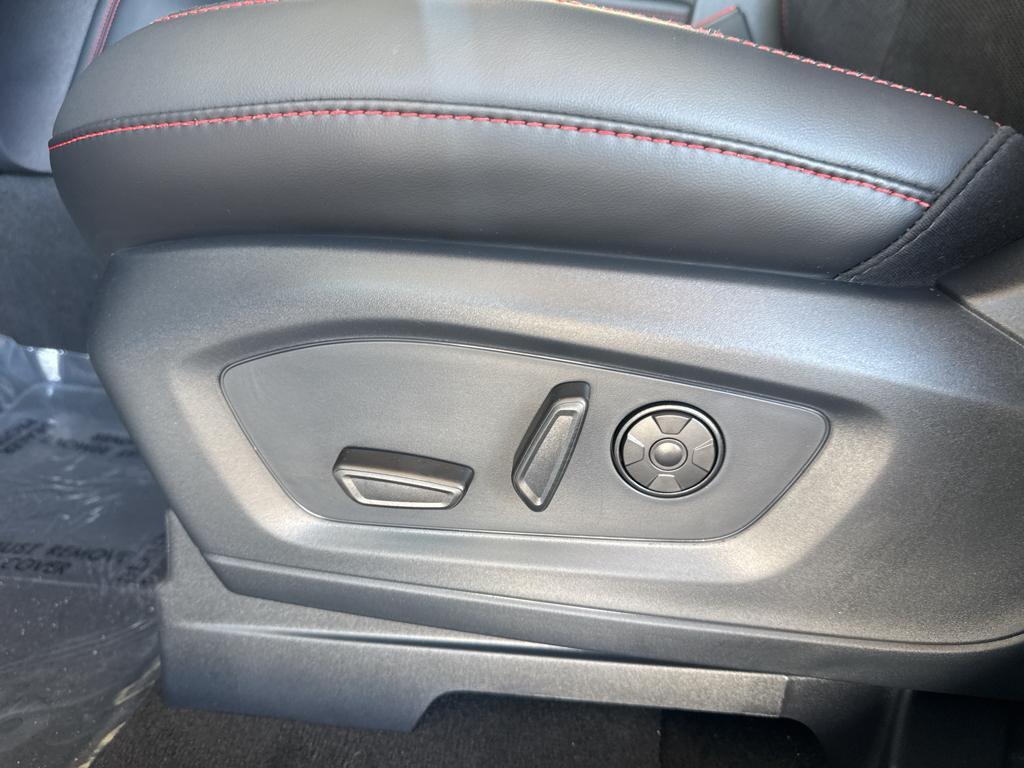 new 2025 Ford Explorer car, priced at $61,590