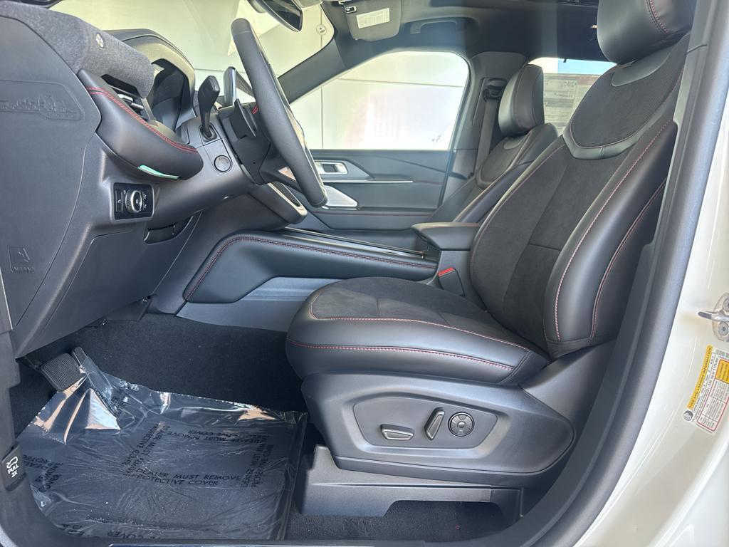 new 2025 Ford Explorer car, priced at $61,590