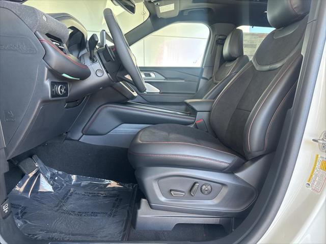 new 2025 Ford Explorer car, priced at $61,590