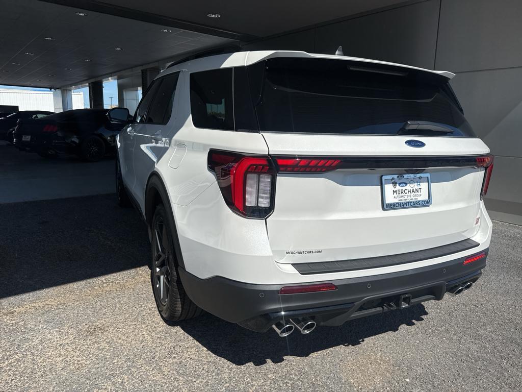new 2025 Ford Explorer car, priced at $61,590