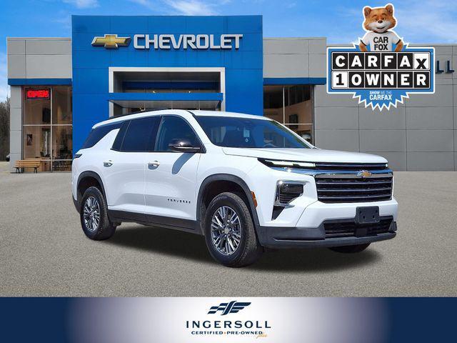 used 2025 Chevrolet Traverse car, priced at $39,500
