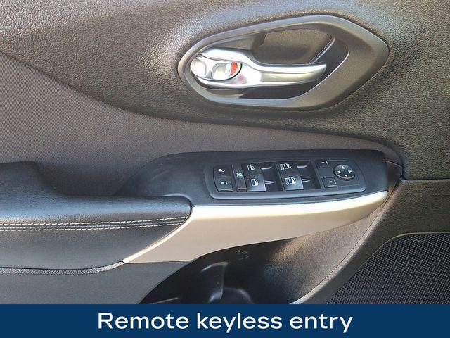 used 2018 Jeep Cherokee car, priced at $11,758