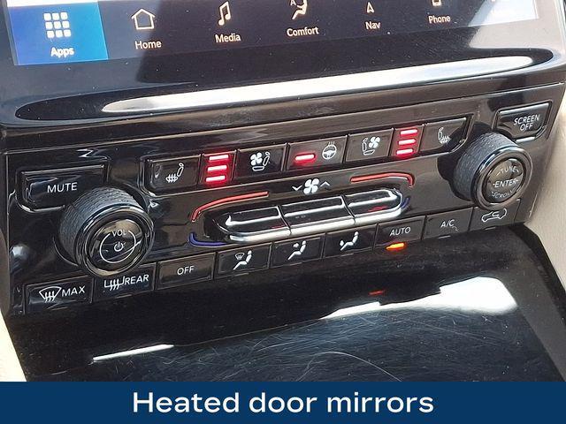 used 2023 Jeep Grand Cherokee car, priced at $24,287