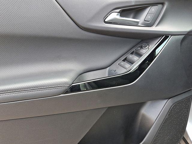 used 2025 Chevrolet Equinox car, priced at $31,080
