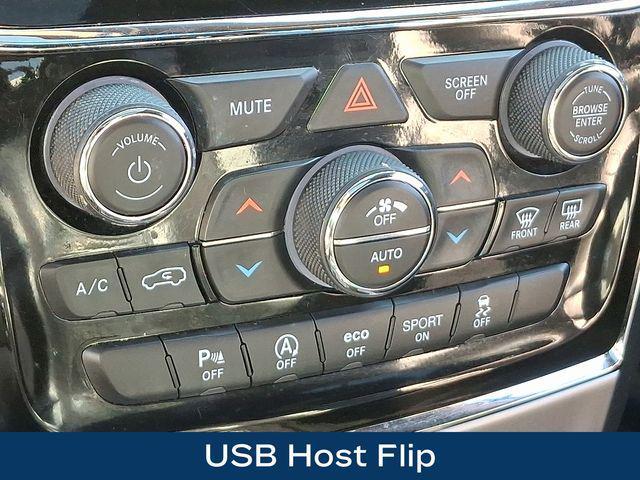 used 2020 Jeep Grand Cherokee car, priced at $24,538