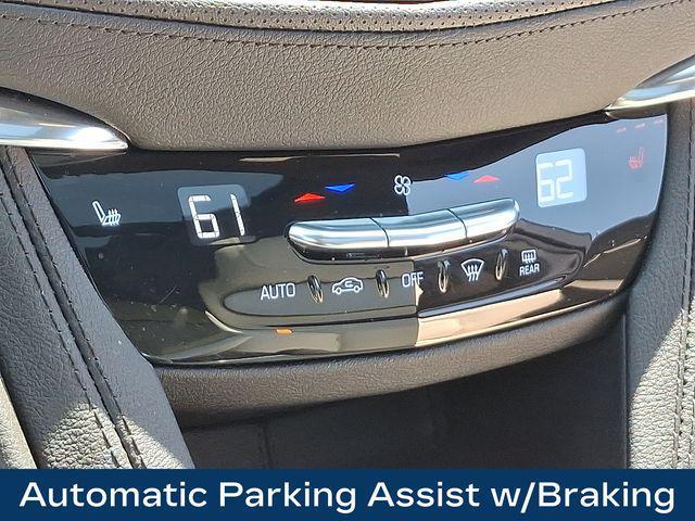 used 2023 Cadillac XT5 car, priced at $35,557