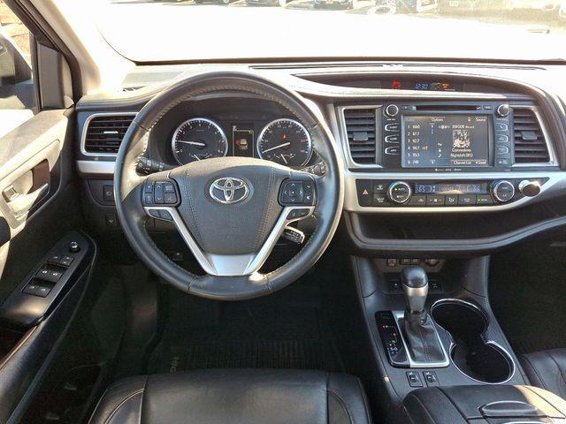 used 2018 Toyota Highlander car, priced at $25,570