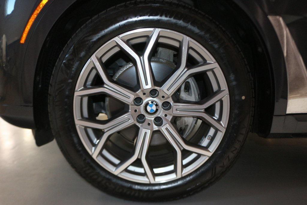 used 2022 BMW X7 car, priced at $39,000