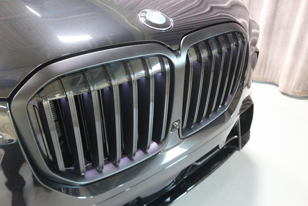 new 2026 BMW X7 car, priced at $98,015
