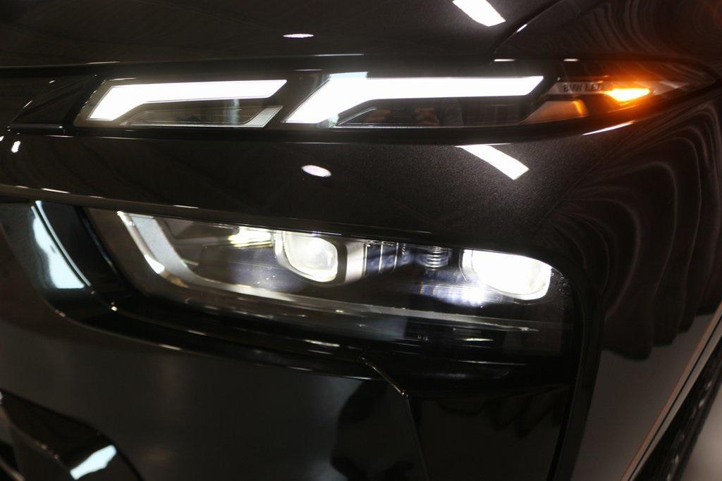 new 2026 BMW X7 car, priced at $98,015