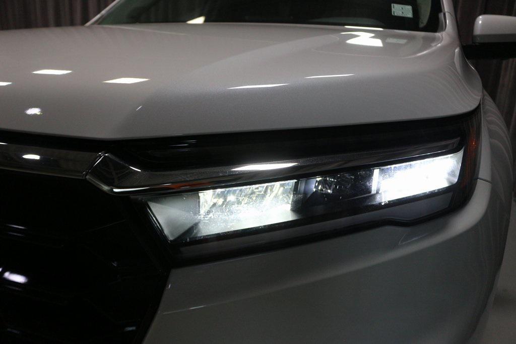 used 2023 Honda Pilot car, priced at $44,000