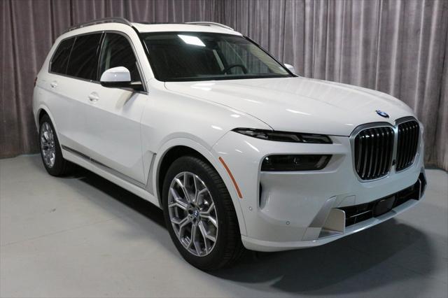 new 2025 BMW X7 car, priced at $93,185