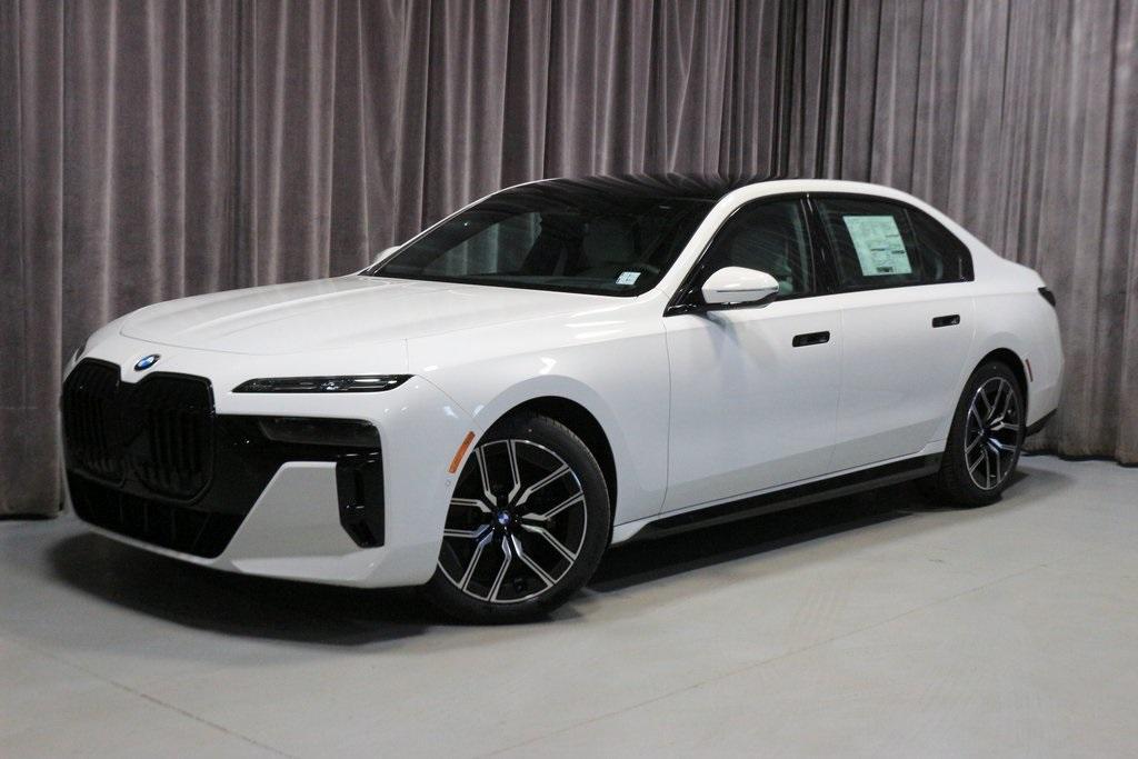new 2024 BMW 740 car, priced at $121,595