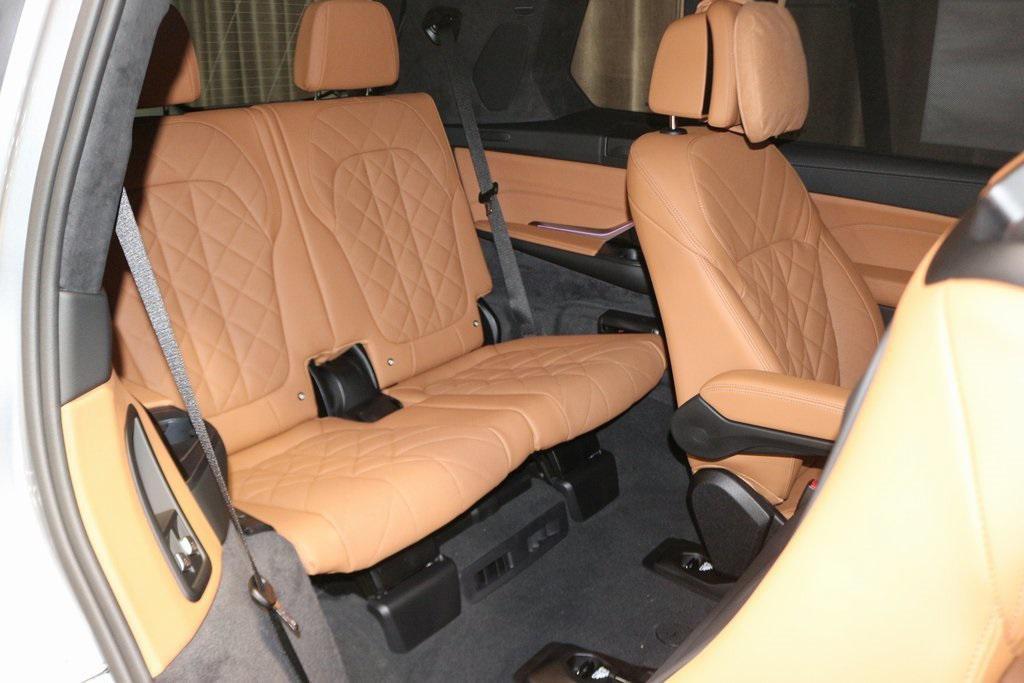 new 2026 BMW X7 car, priced at $100,485