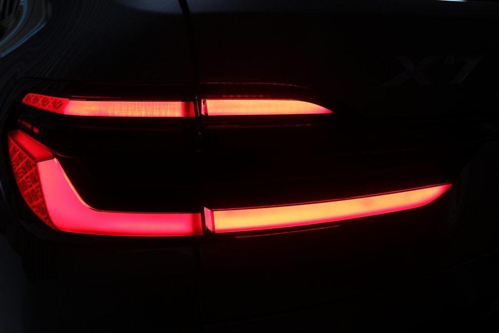 new 2026 BMW X7 car, priced at $100,485
