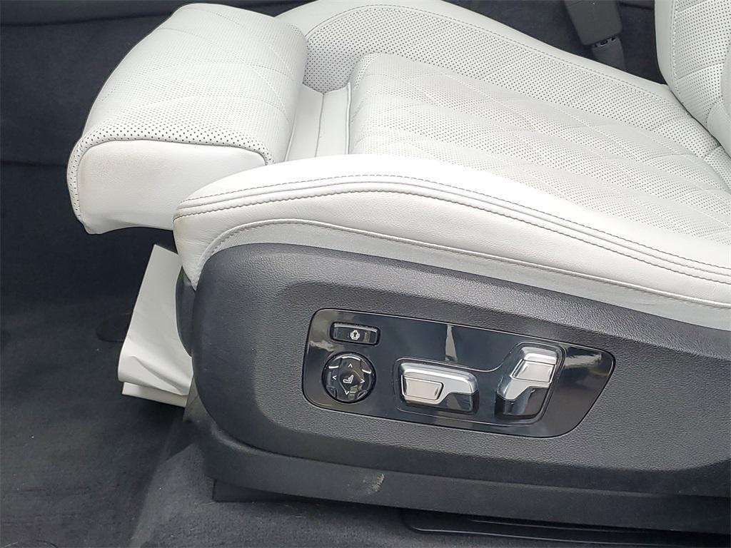 used 2024 BMW X7 car, priced at $70,500