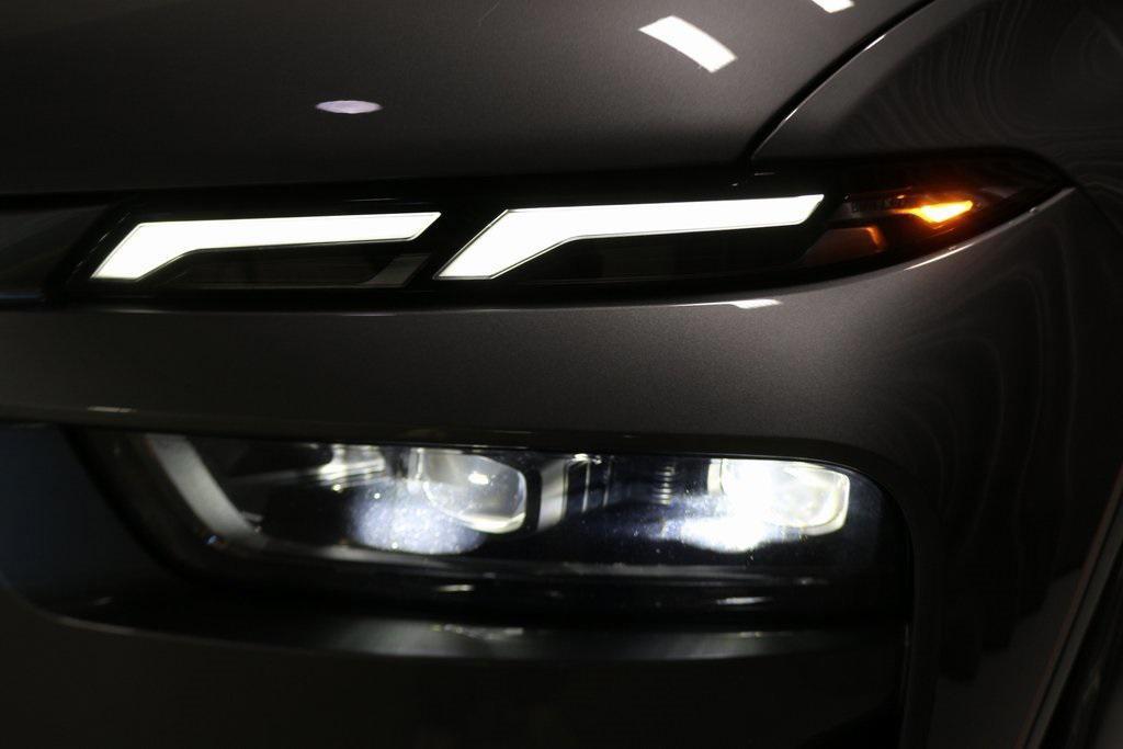 used 2023 BMW X7 car, priced at $61,500