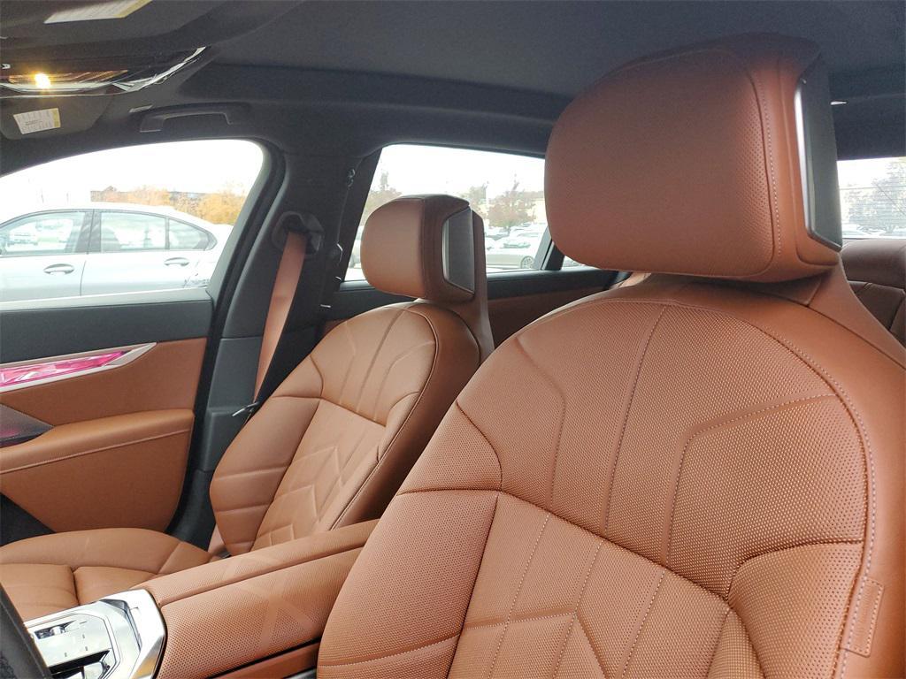 new 2025 BMW i7 car, priced at $11,092,500