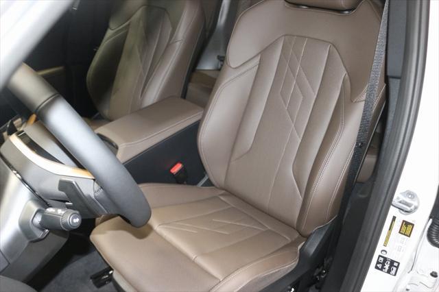 new 2025 BMW X3 car, priced at $55,135