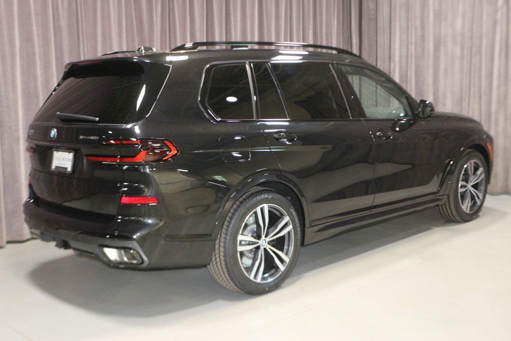new 2026 BMW X7 car, priced at $100,260