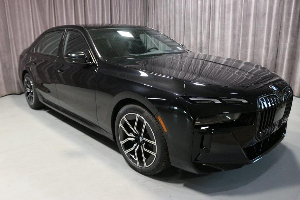 new 2024 BMW 760 car, priced at $138,120