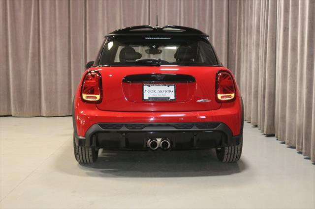 used 2023 MINI Hardtop car, priced at $32,500