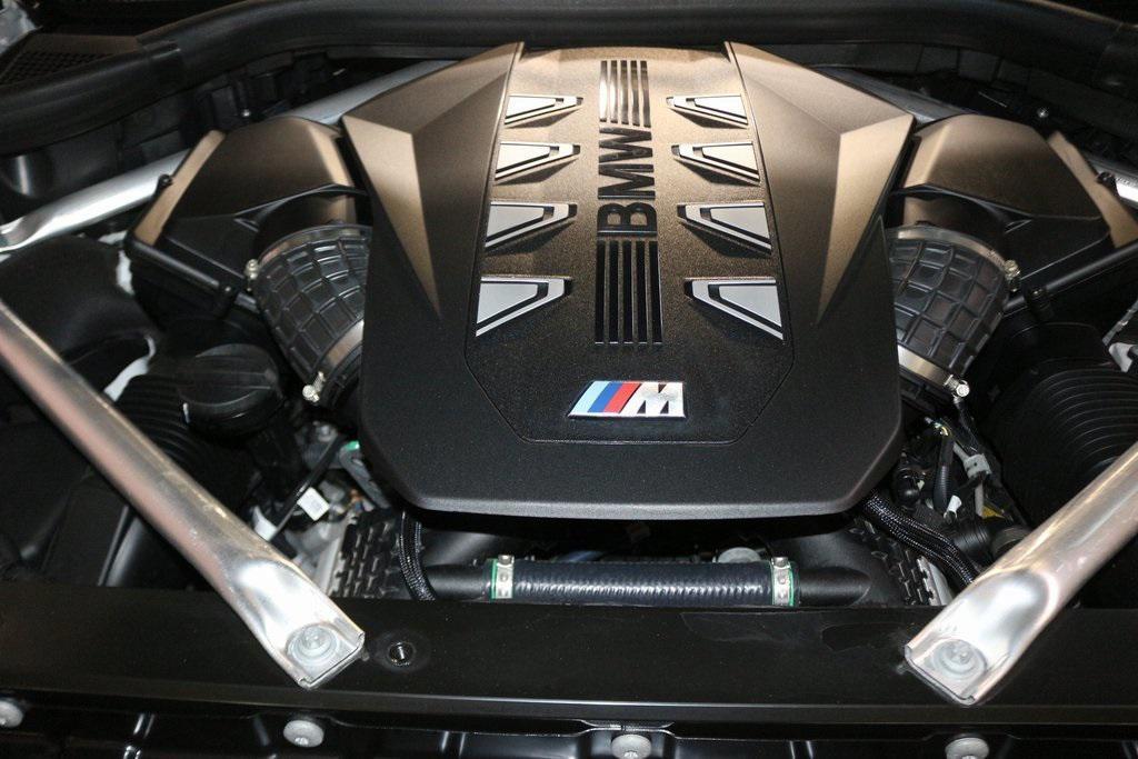 used 2025 BMW X7 car, priced at $110,000