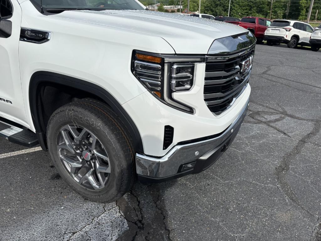 new 2025 GMC Sierra 1500 car, priced at $63,348