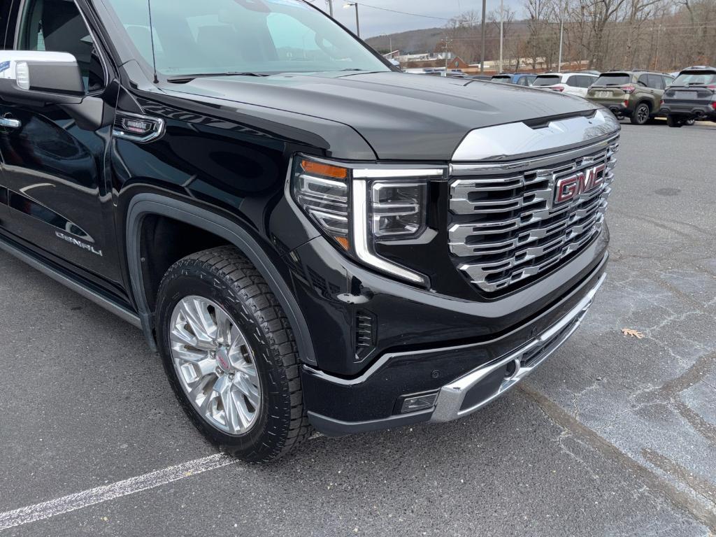 used 2022 GMC Sierra 1500 car, priced at $55,995