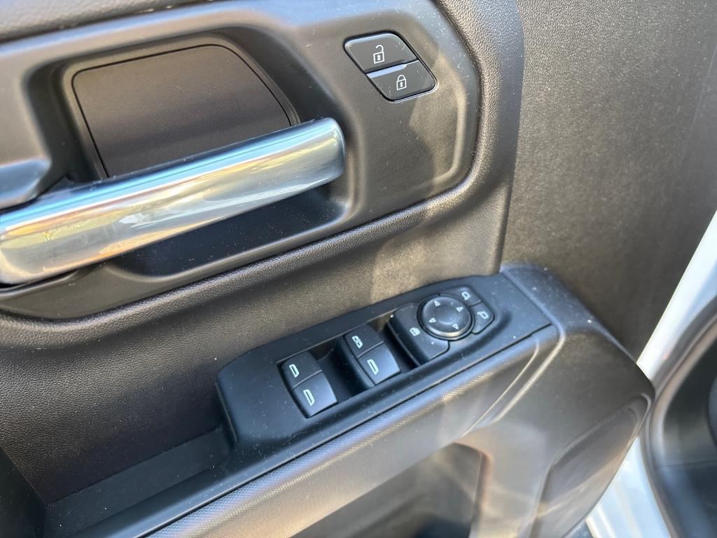 new 2024 GMC Sierra 1500 car, priced at $49,999