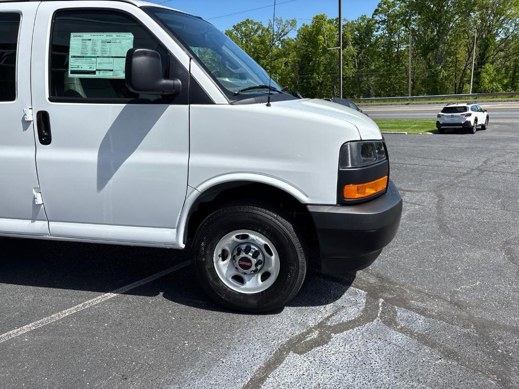 new 2025 GMC Savana 2500 car, priced at $47,040