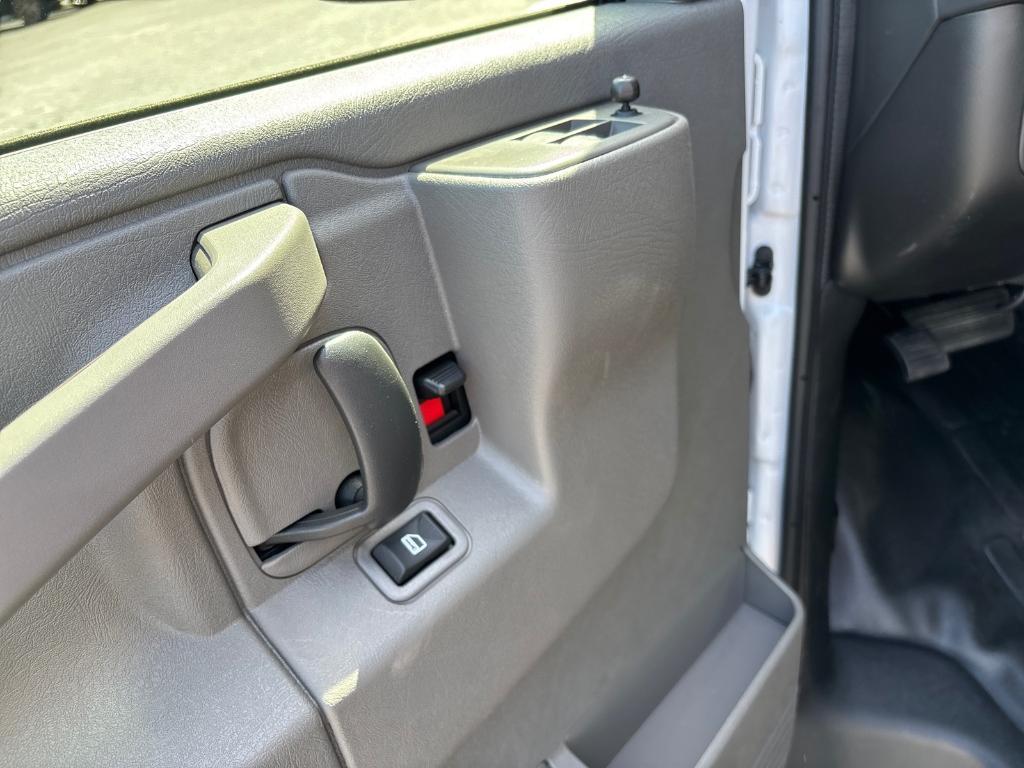 new 2025 GMC Savana 2500 car, priced at $47,040