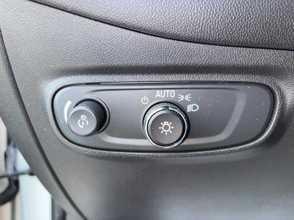used 2022 Chevrolet Equinox car, priced at $22,195