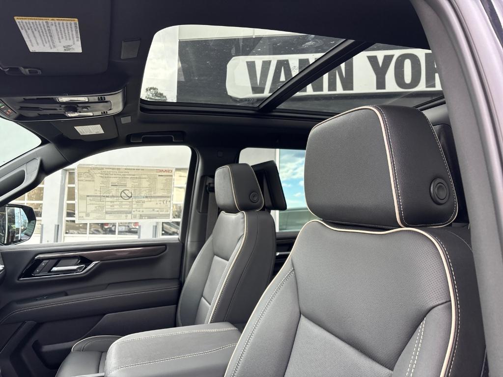 new 2025 GMC Yukon car, priced at $75,899