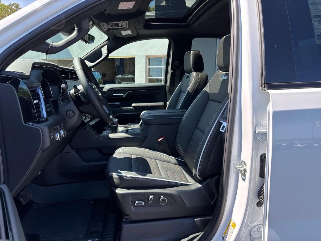new 2025 GMC Sierra 1500 car, priced at $82,999