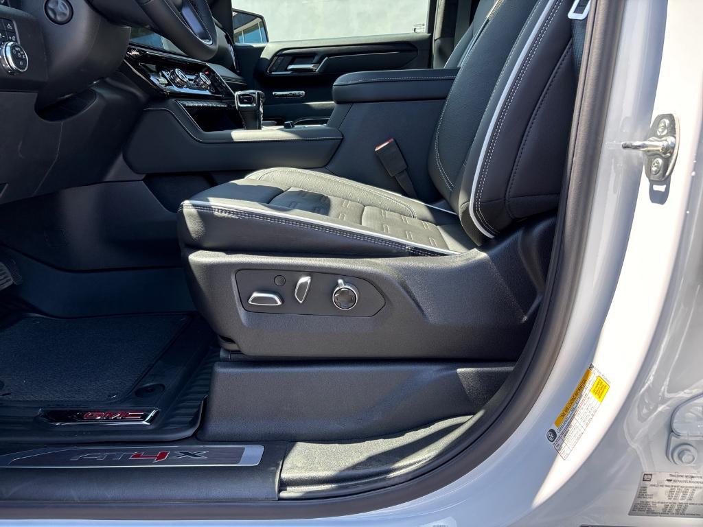 new 2025 GMC Sierra 1500 car, priced at $82,999