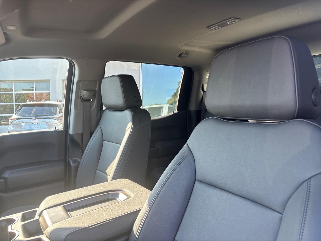 new 2025 GMC Sierra 1500 car, priced at $49,895