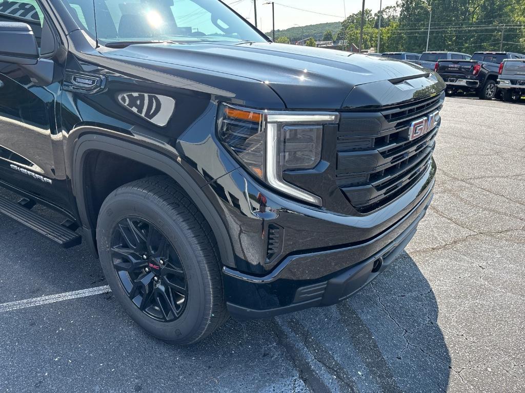 new 2025 GMC Sierra 1500 car, priced at $51,928