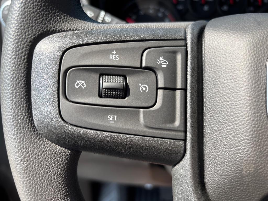 new 2025 GMC Sierra 1500 car, priced at $51,928