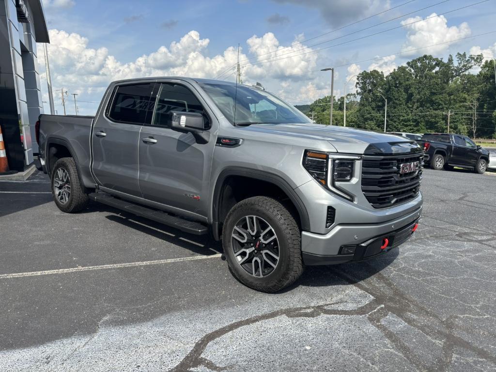 new 2025 GMC Sierra 1500 car, priced at $73,260