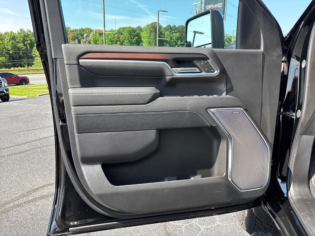 new 2025 GMC Sierra 2500 car, priced at $85,499