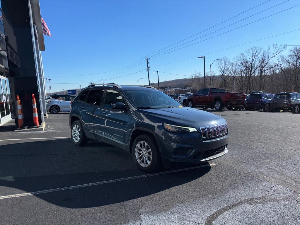 used 2020 Jeep Cherokee car, priced at $18,995