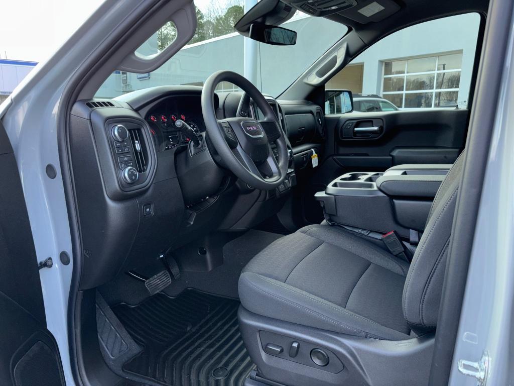 new 2025 GMC Sierra 1500 car, priced at $55,870